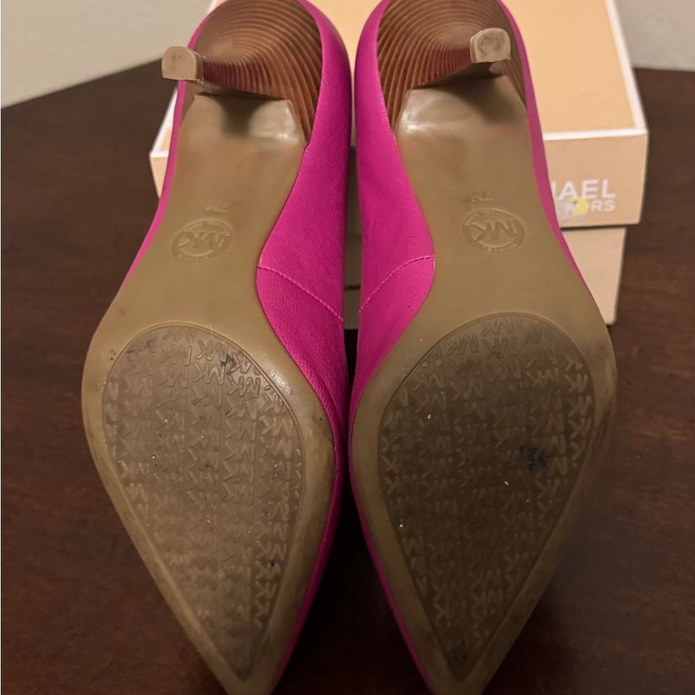 Michael Kors Fuchsia Leather MK-Flex Mid Pump Heels 7M - Picture 6 of 8